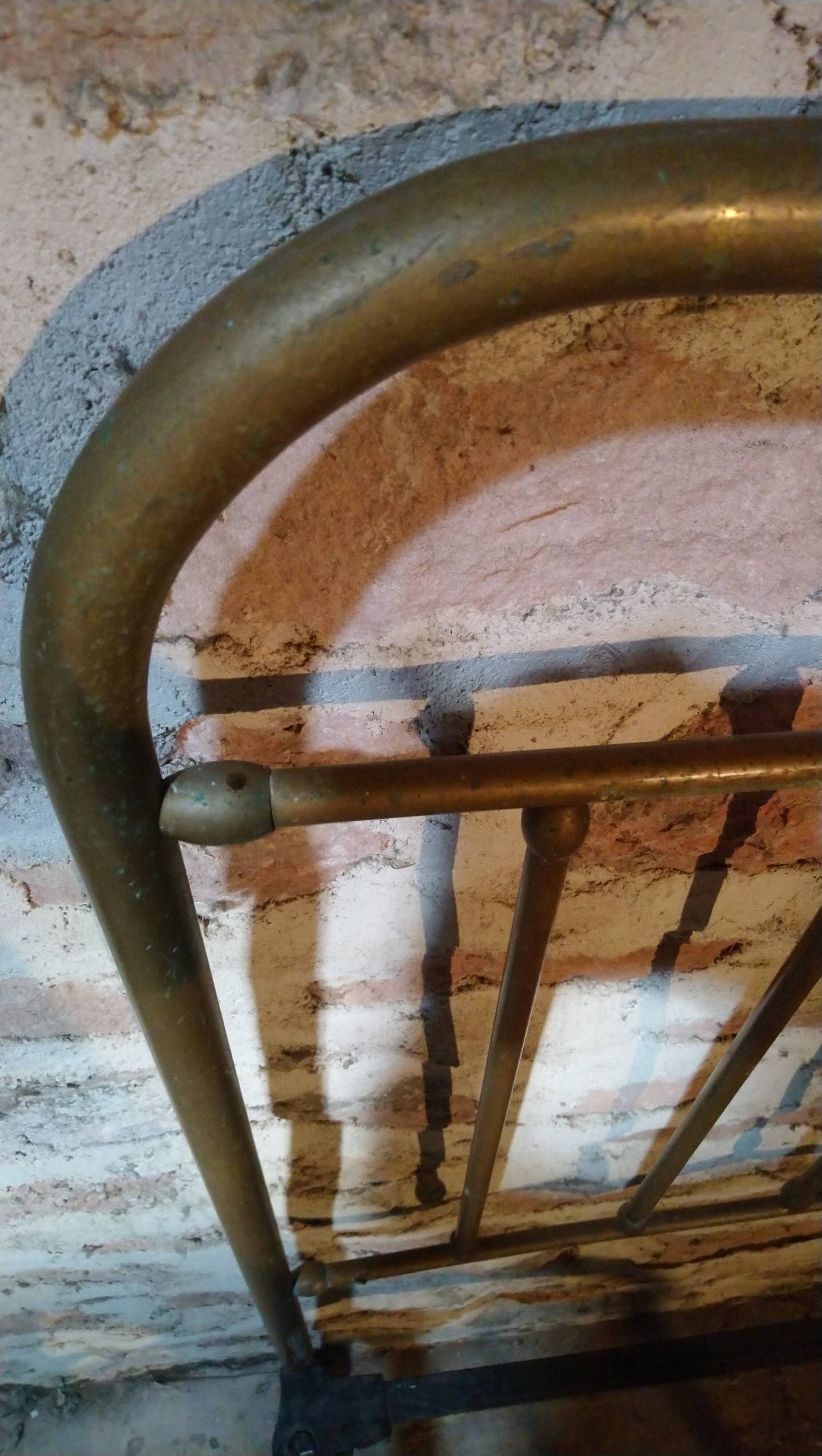 Antique brass bed 204x125