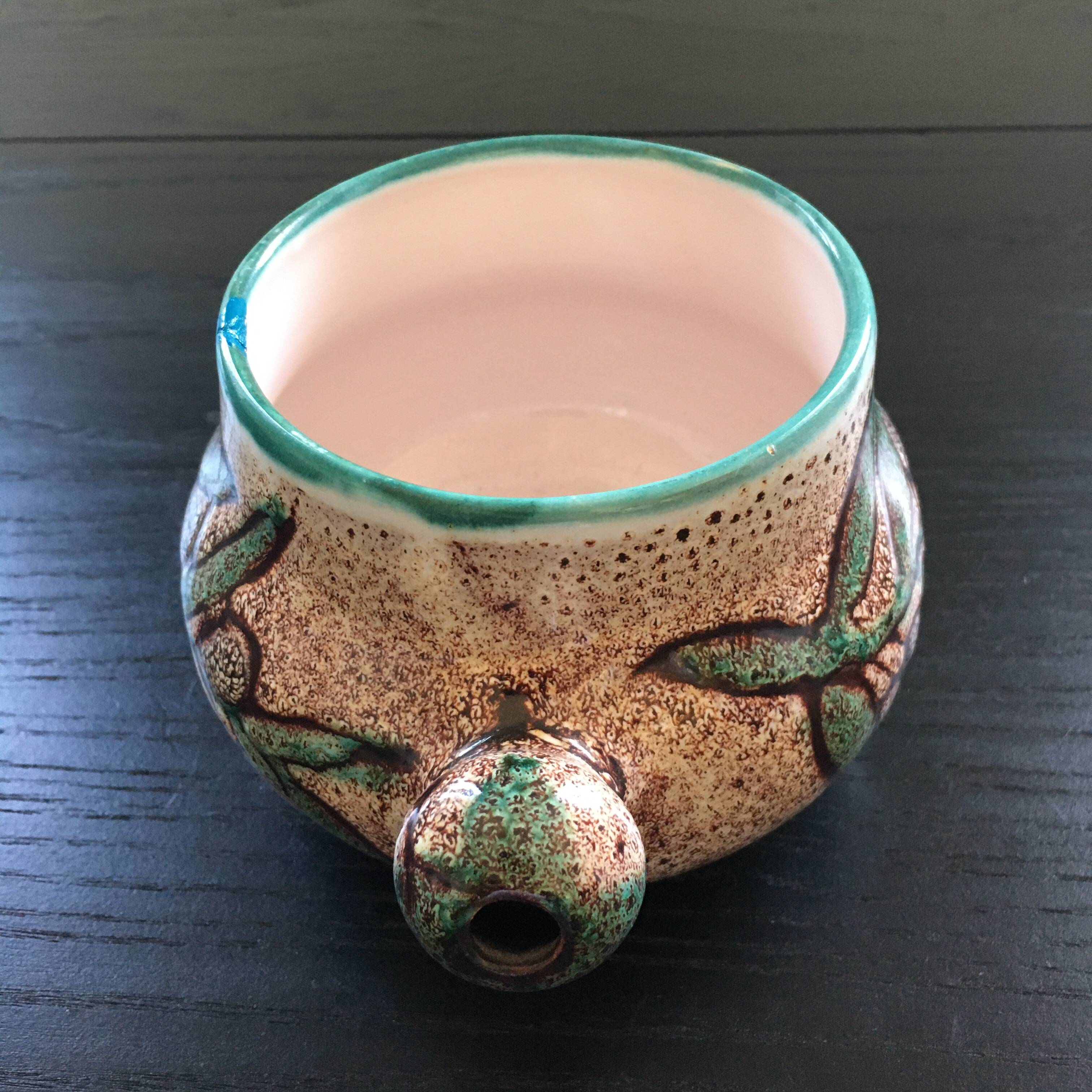 Pot signed Vallauris olive decor