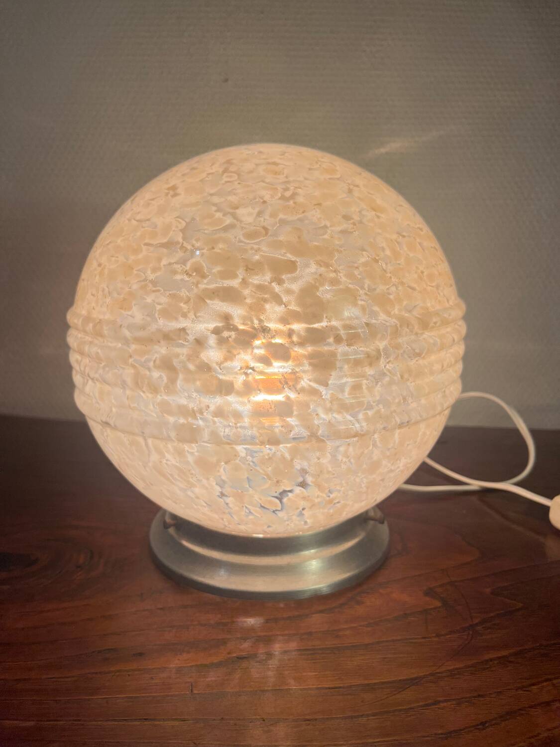 Clichy glass globe table lamp with aluminum base
