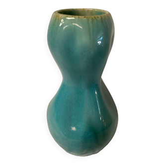 Earthenware vase