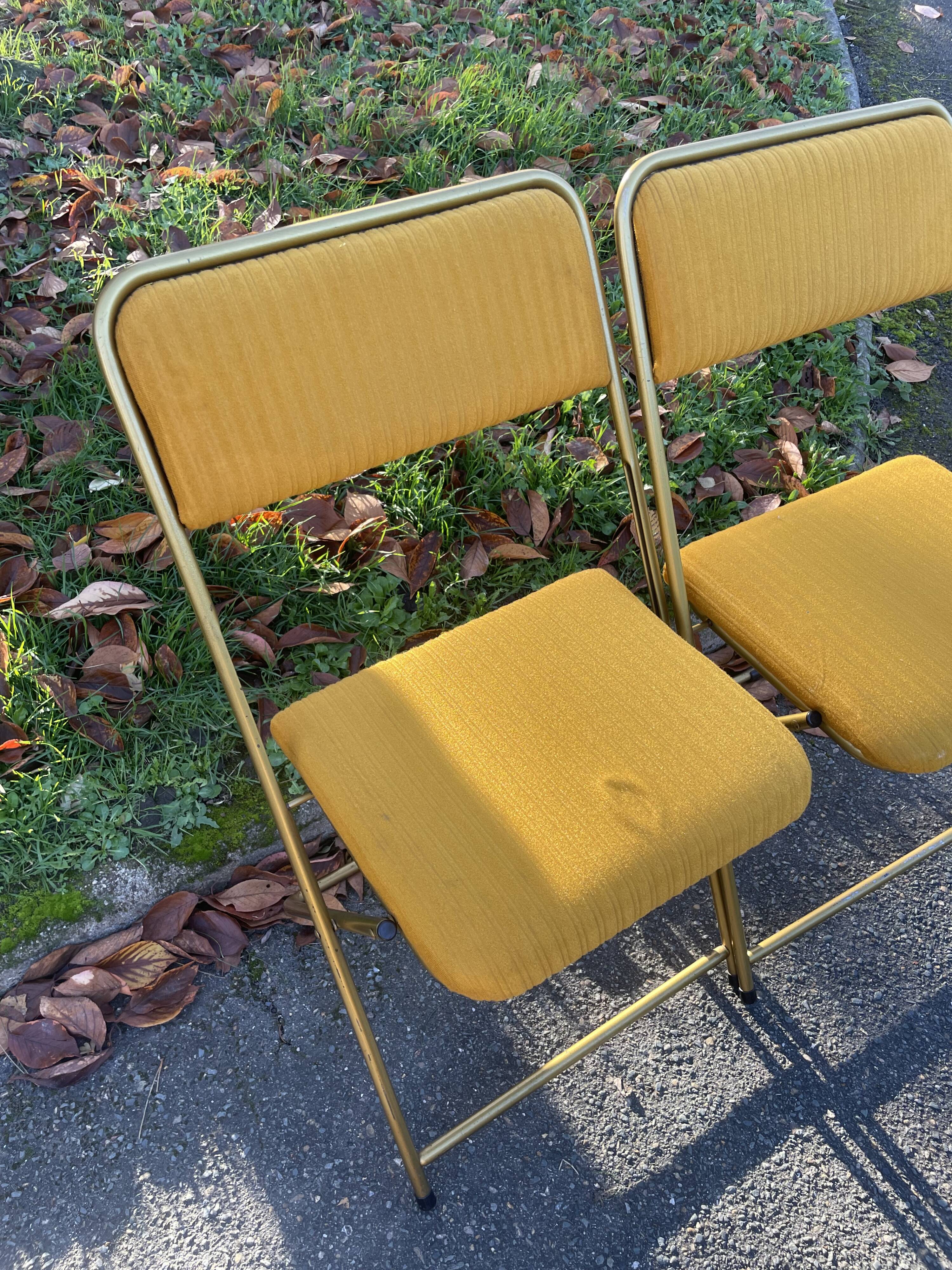 2 Lafuma folding chairs