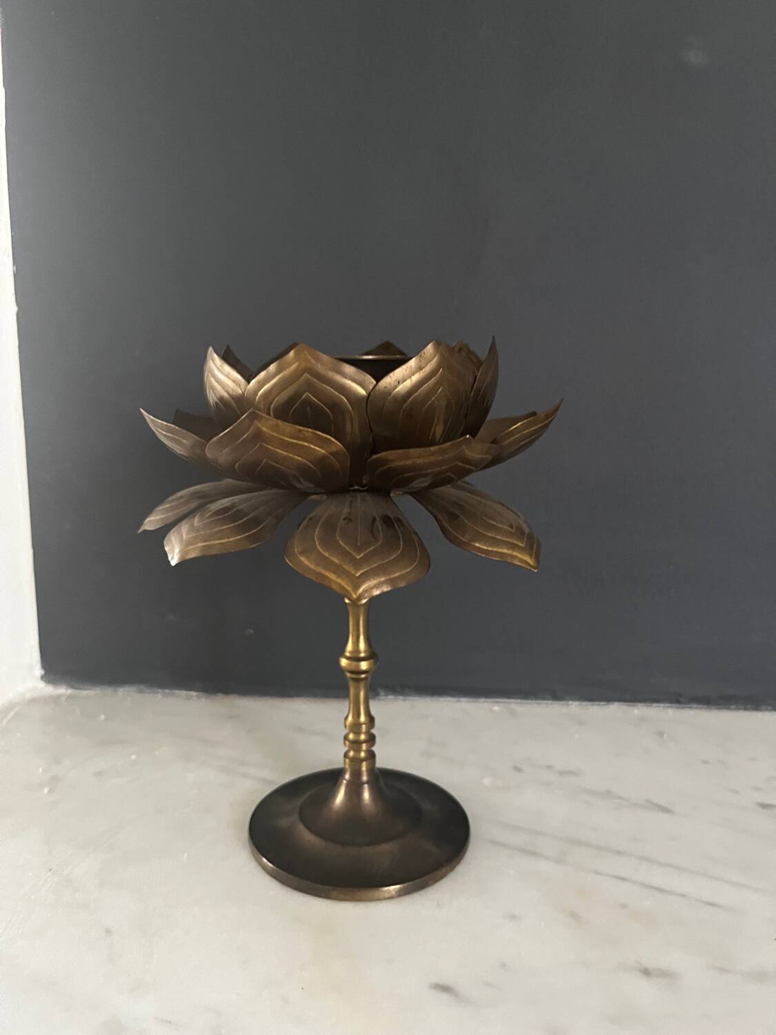 Lotus flower candle holder