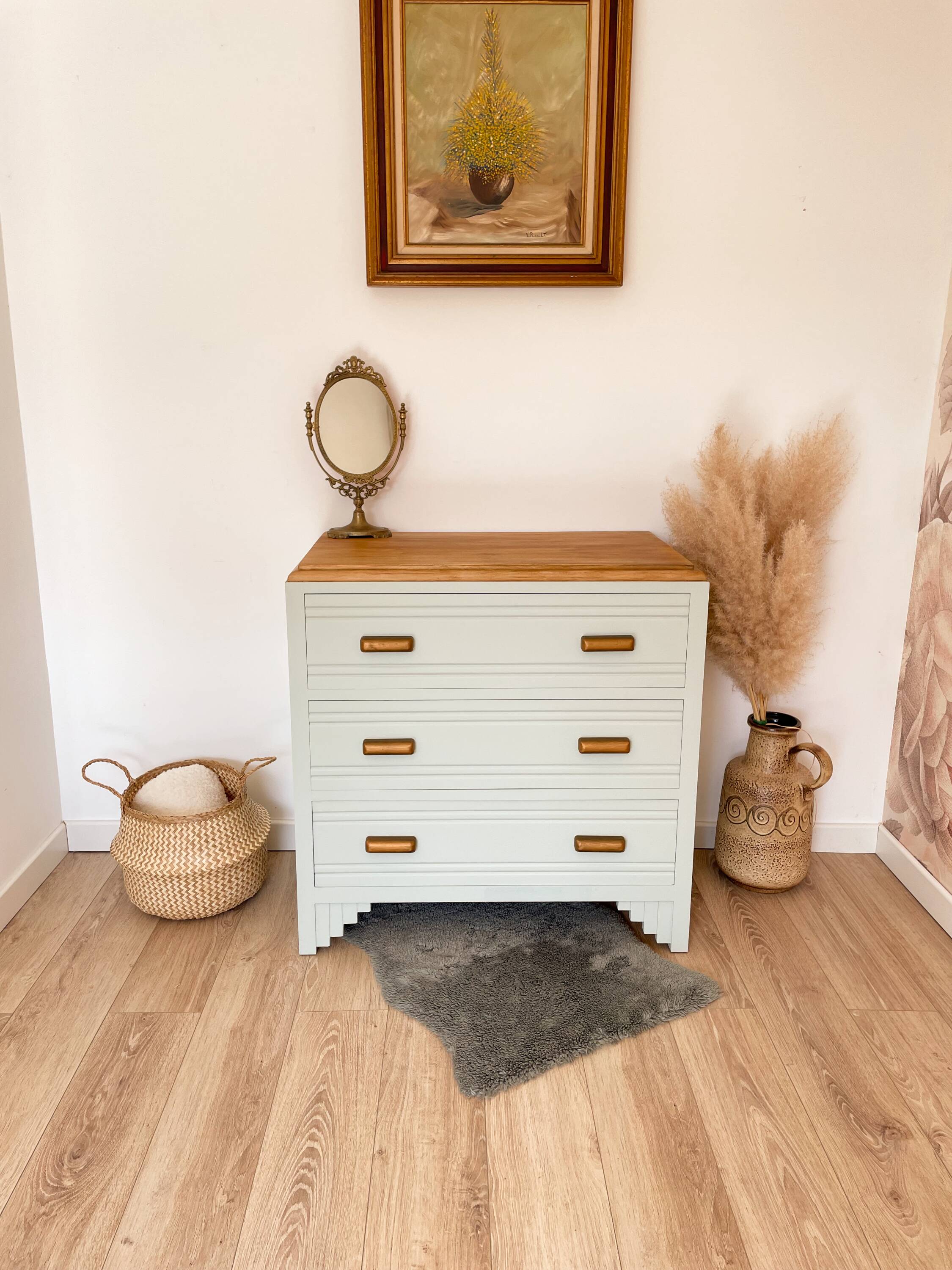 Art Deco chest of drawers