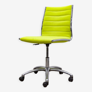 Classic chair from sitland in fluorescent green fabric