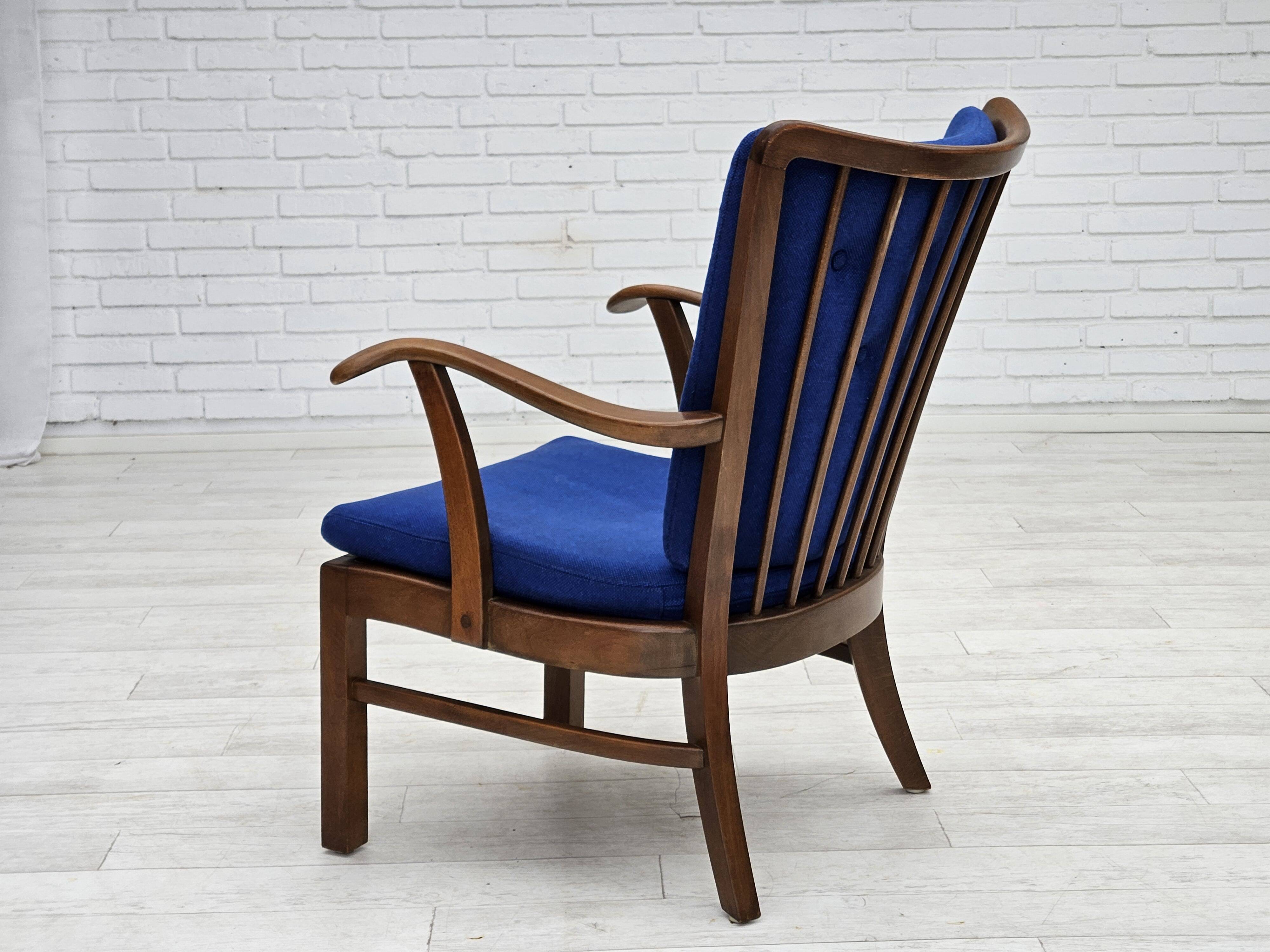 1960s, Danish easy armchair by Fritz Hansen, wool fabric, beech wood.