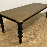 Table à manger style classique en bois, pieds noirs, 12 couverts