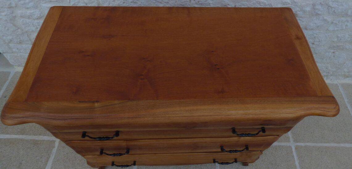 3-drawer solid natural wood chest of drawers with black handles - Completely restored