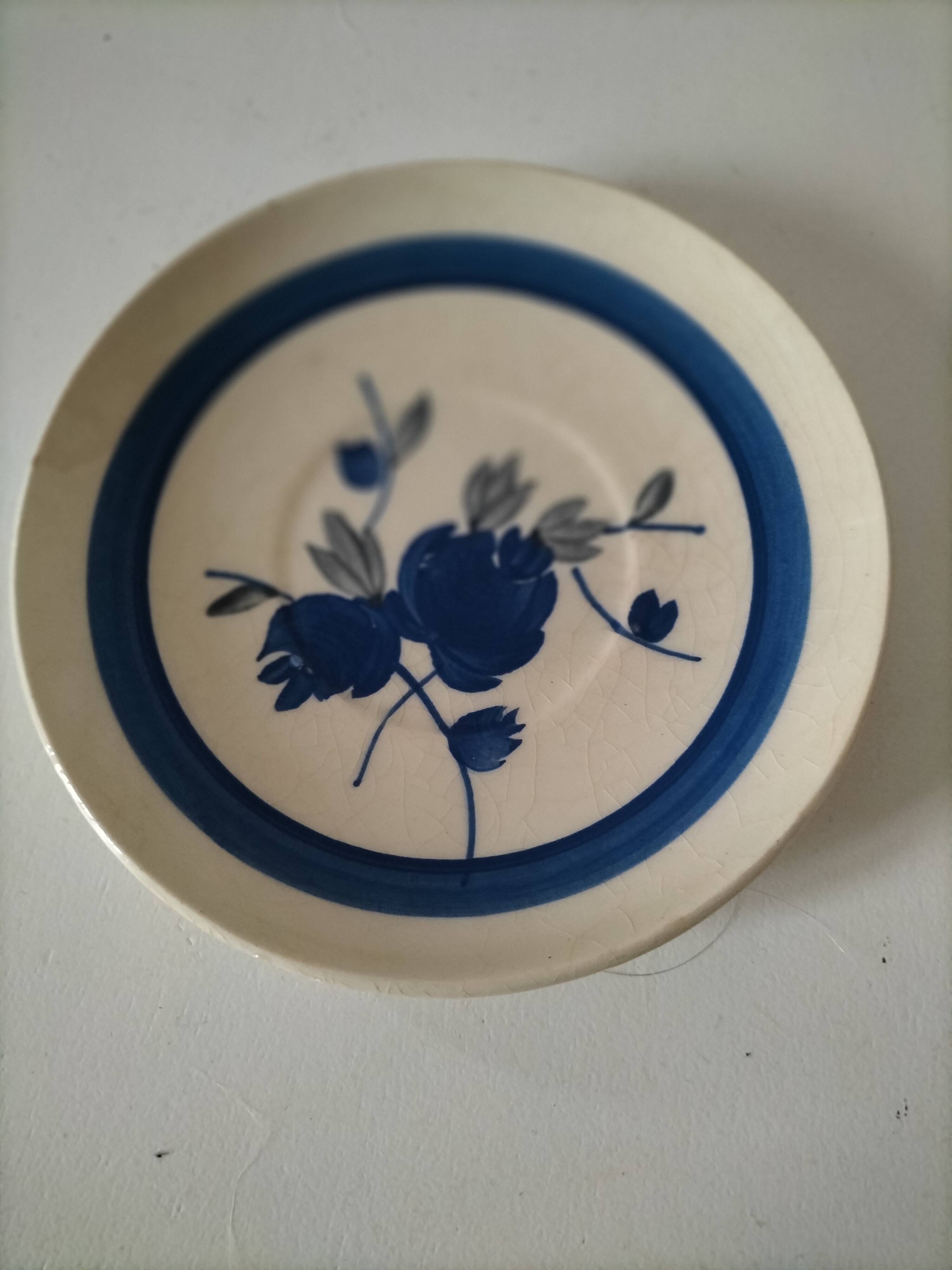 Rare assiette Gien modèle Guy – décor bleu peint à la main - fin 19ème