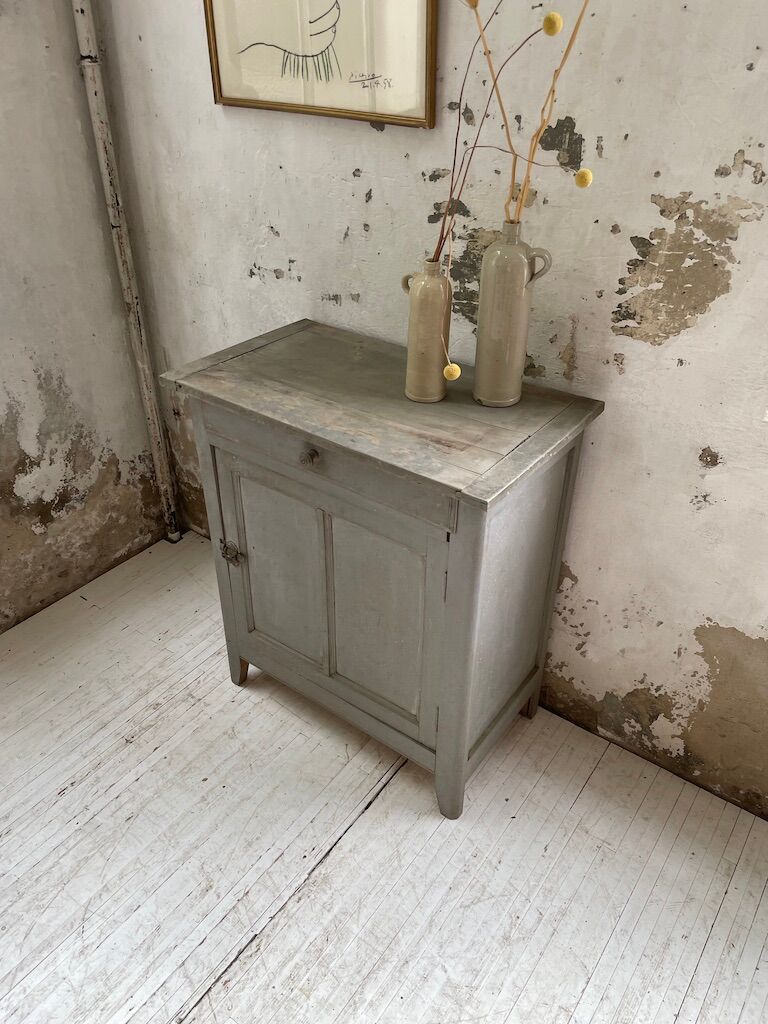 Confectioner furniture loom gray blue