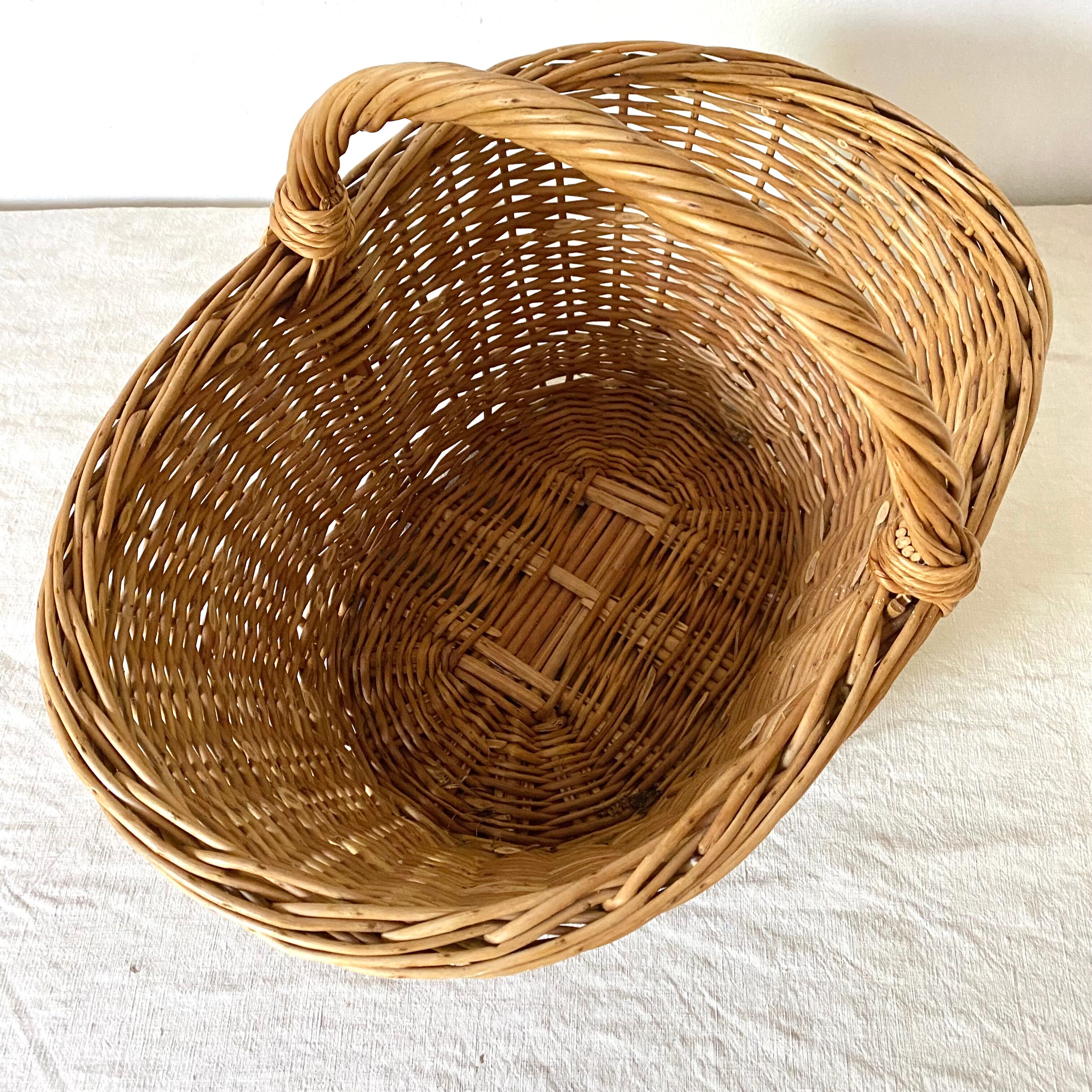 Braided wicker basket