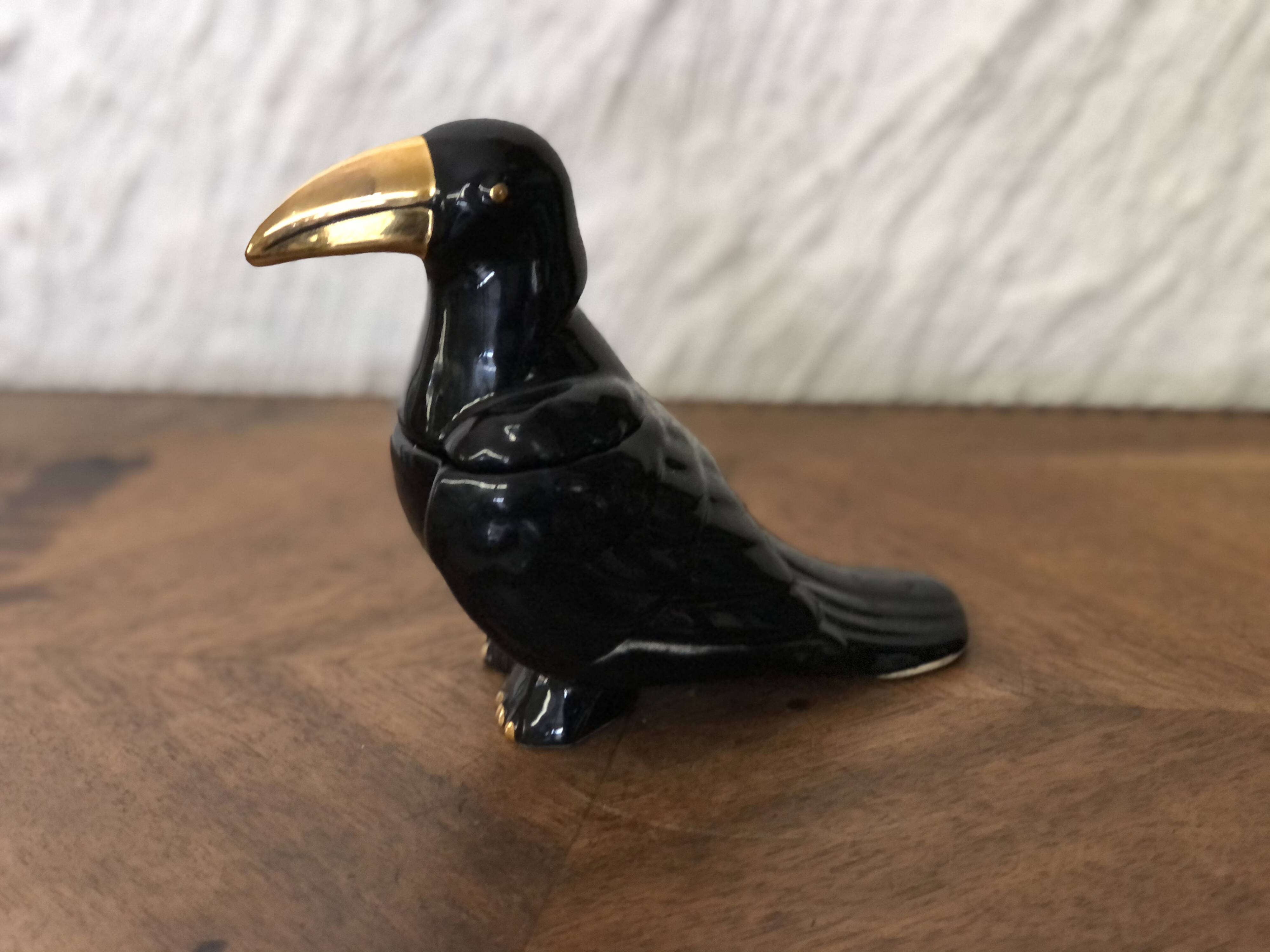 Jewelry box ceramic candy box black and gold bird shape