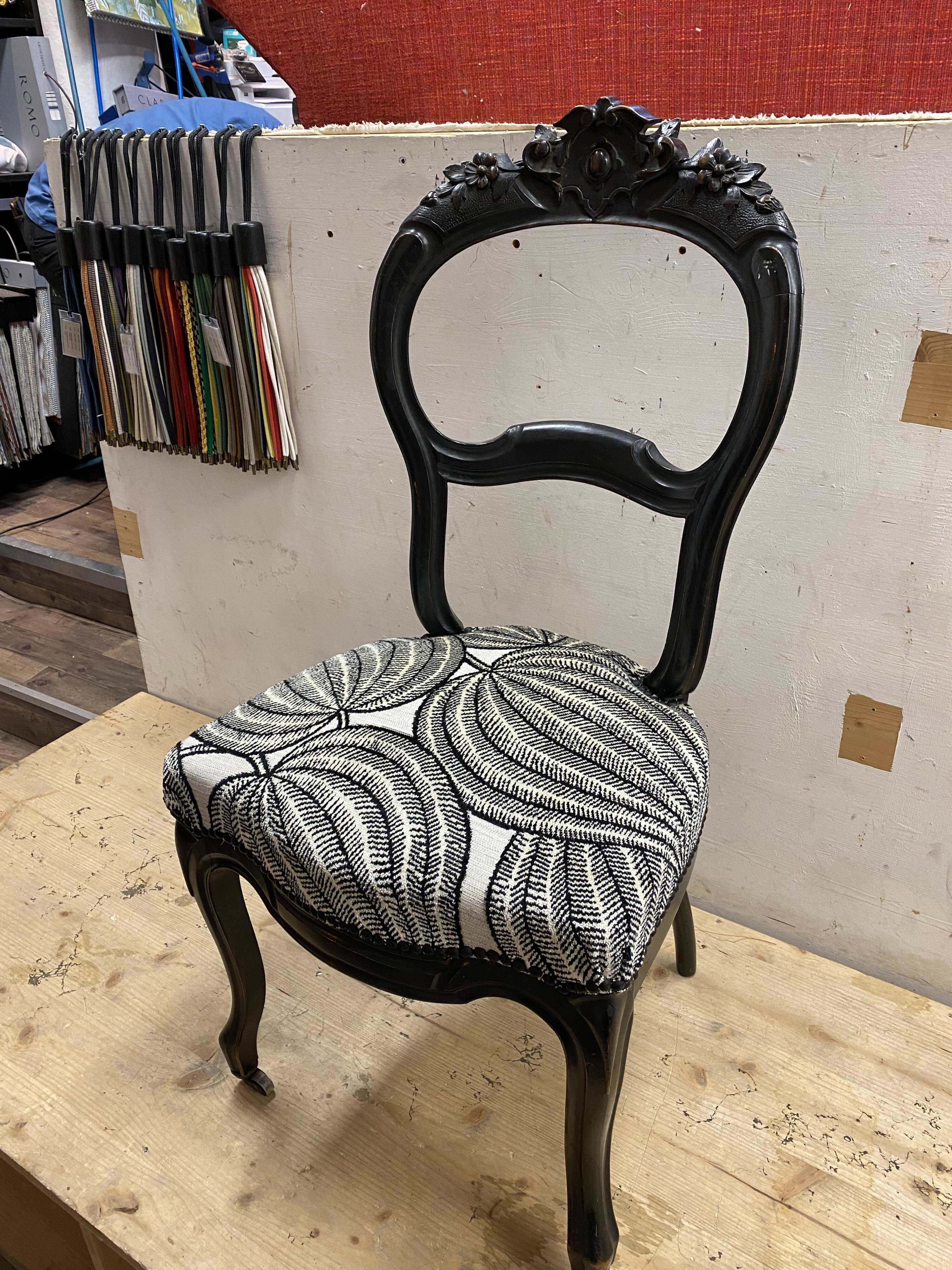 Napoleon III chair