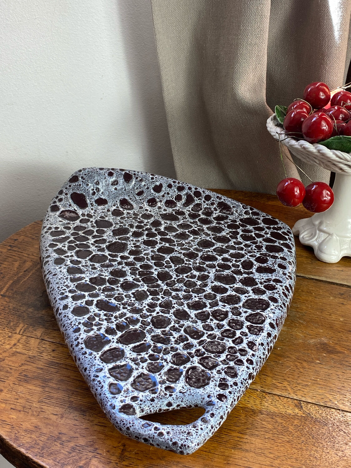 Ceramic plate, signed Le Vaucour, Vallauris