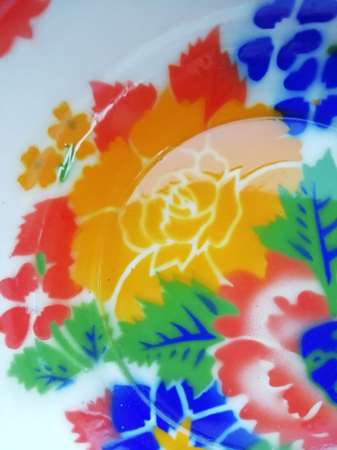 Enamelled sheet metal basin