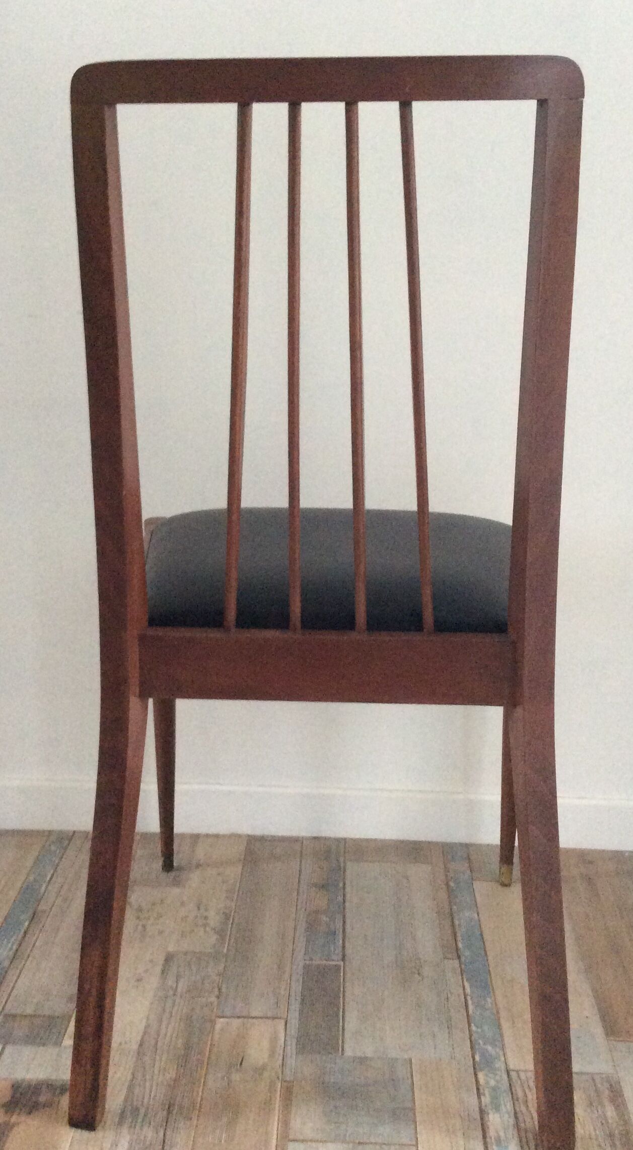 Chaise vintage style scandinave