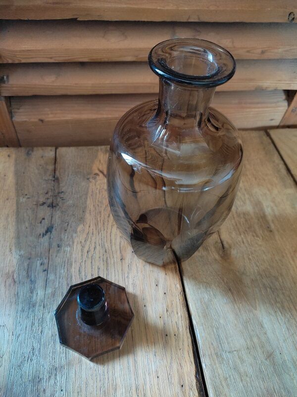 Carafe Bottle in smoked glass Art Deco old vintage dp 082201