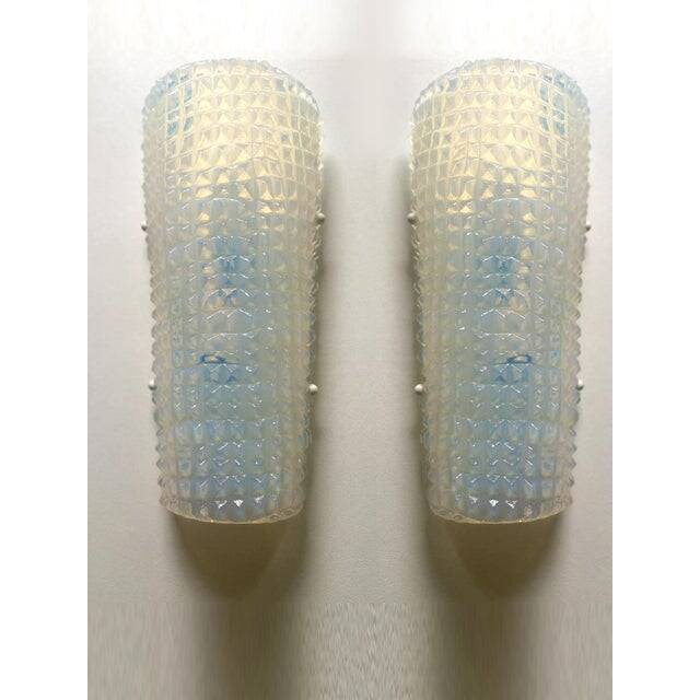 Set of Two "Crocodile" Opalino Murano Glass Wall Sconces