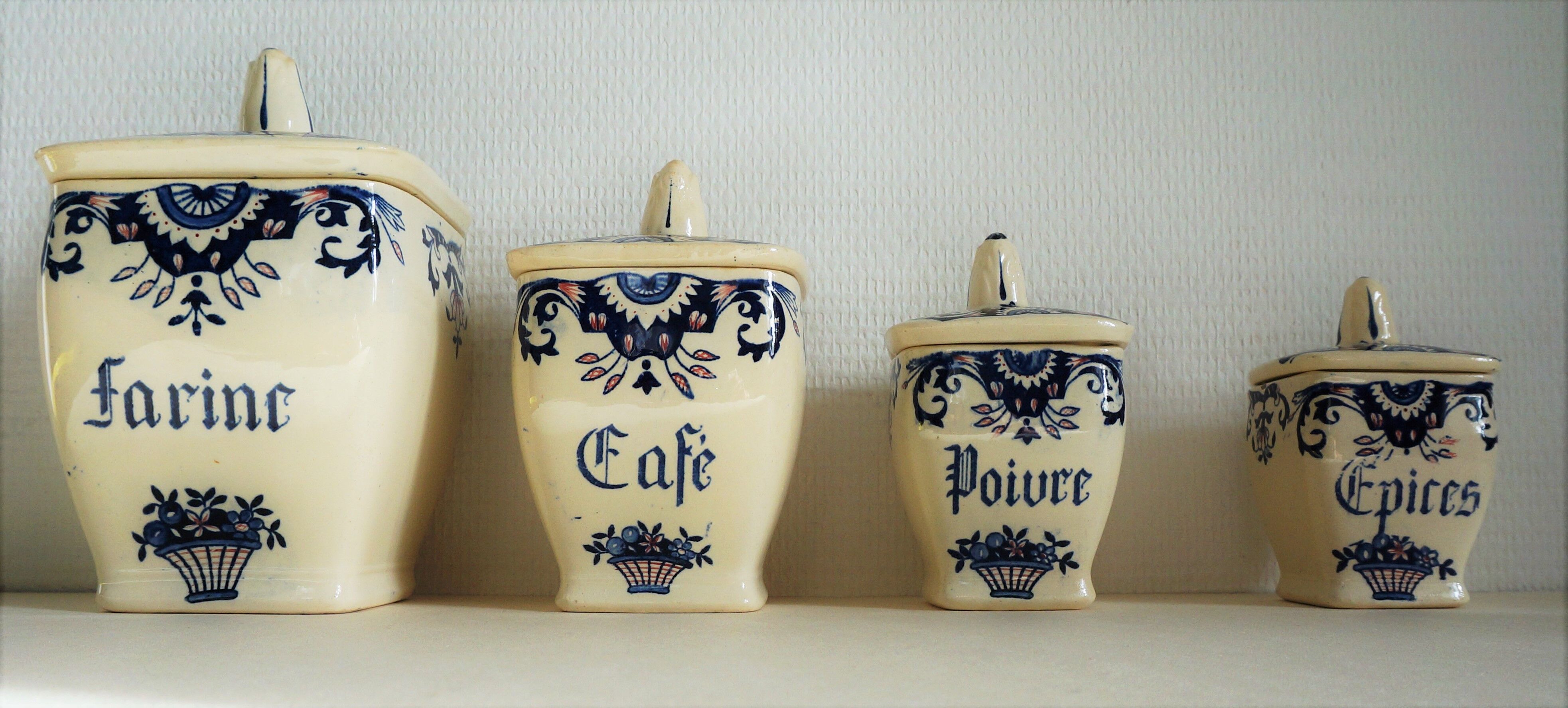 Ensemble de pots à épices