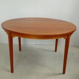 Danish round dining table by Sören Willadsen in teak, 60s