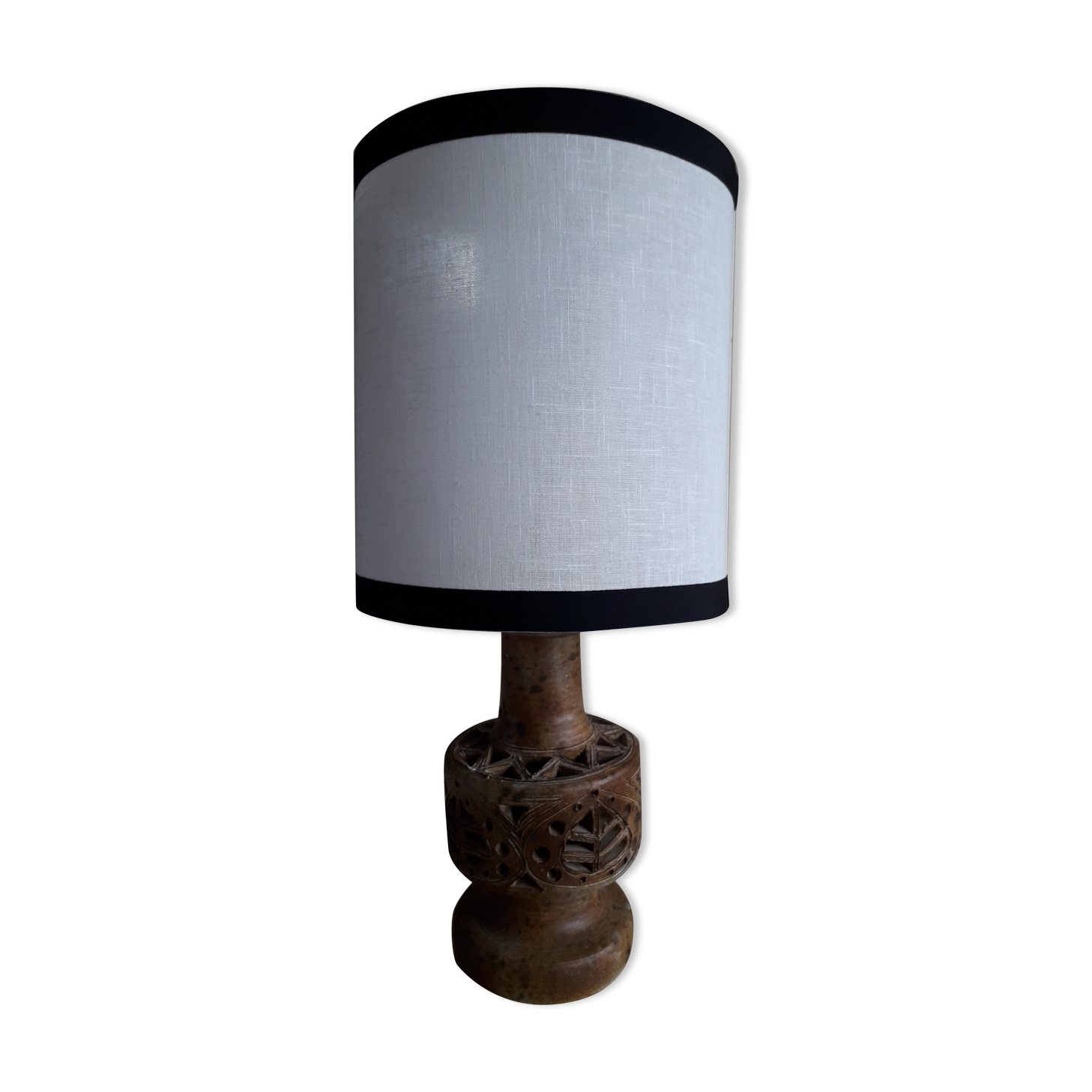 Sandstone lamp from the 60s signed Agnès Escala