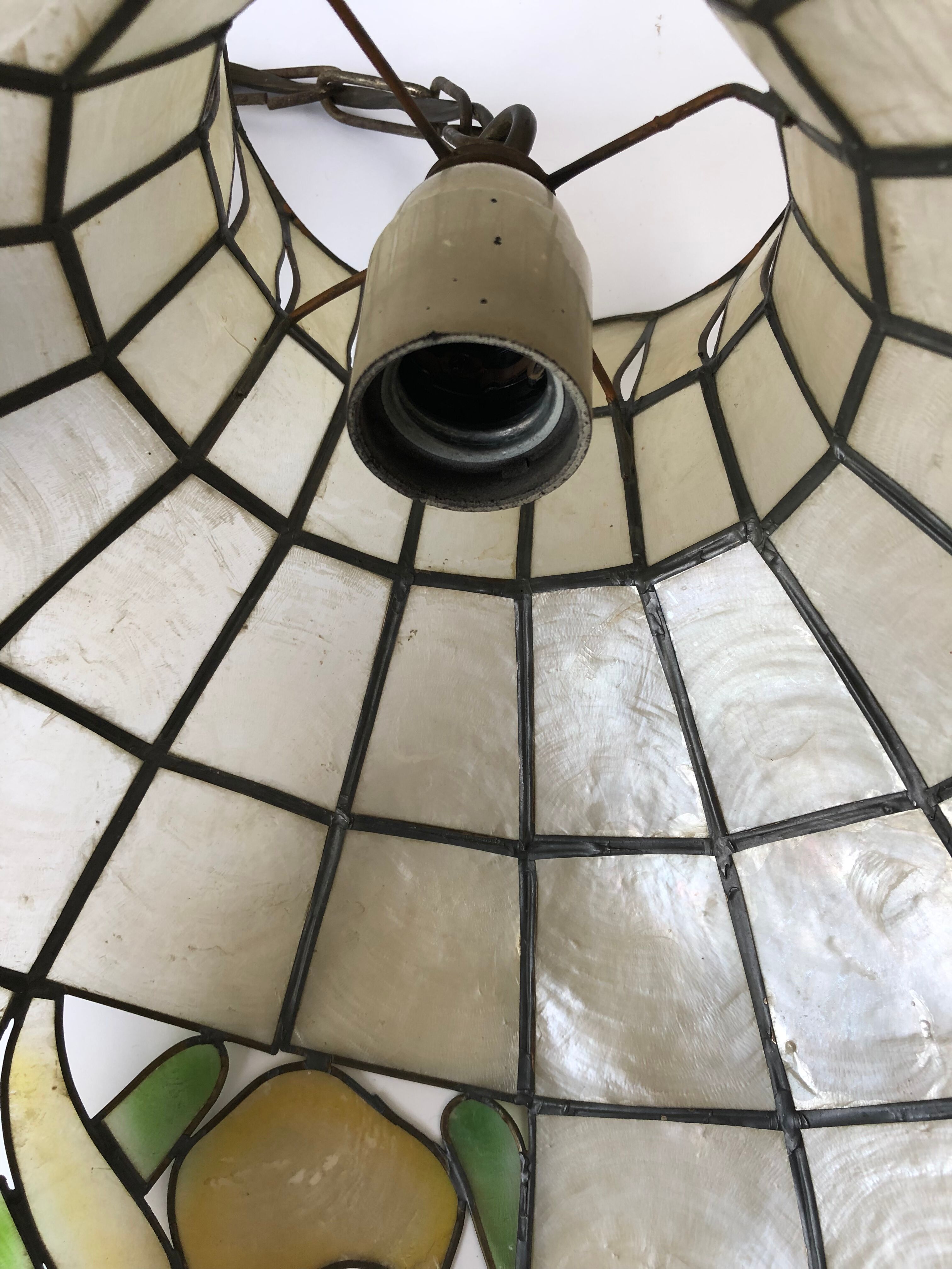 Mother-of-pearl hanging lamp