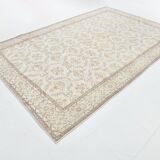 7x10 Floral Cream & Brown Vintage Rug, 212x317Cm
