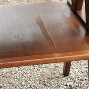Table d’appoint vintage des années 50 en hêtre chêne et peuplier pieds compas