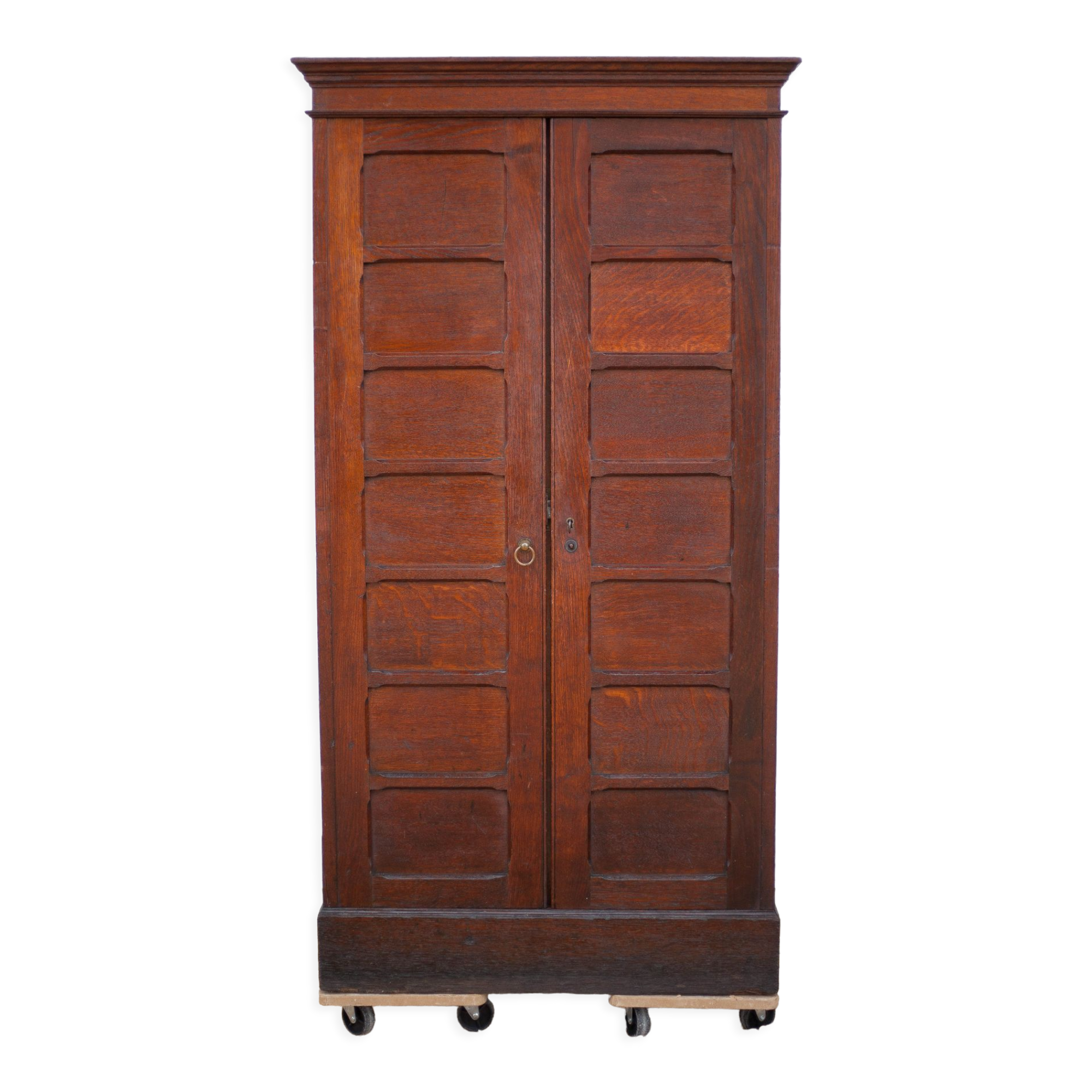 Parisian notary cabinet