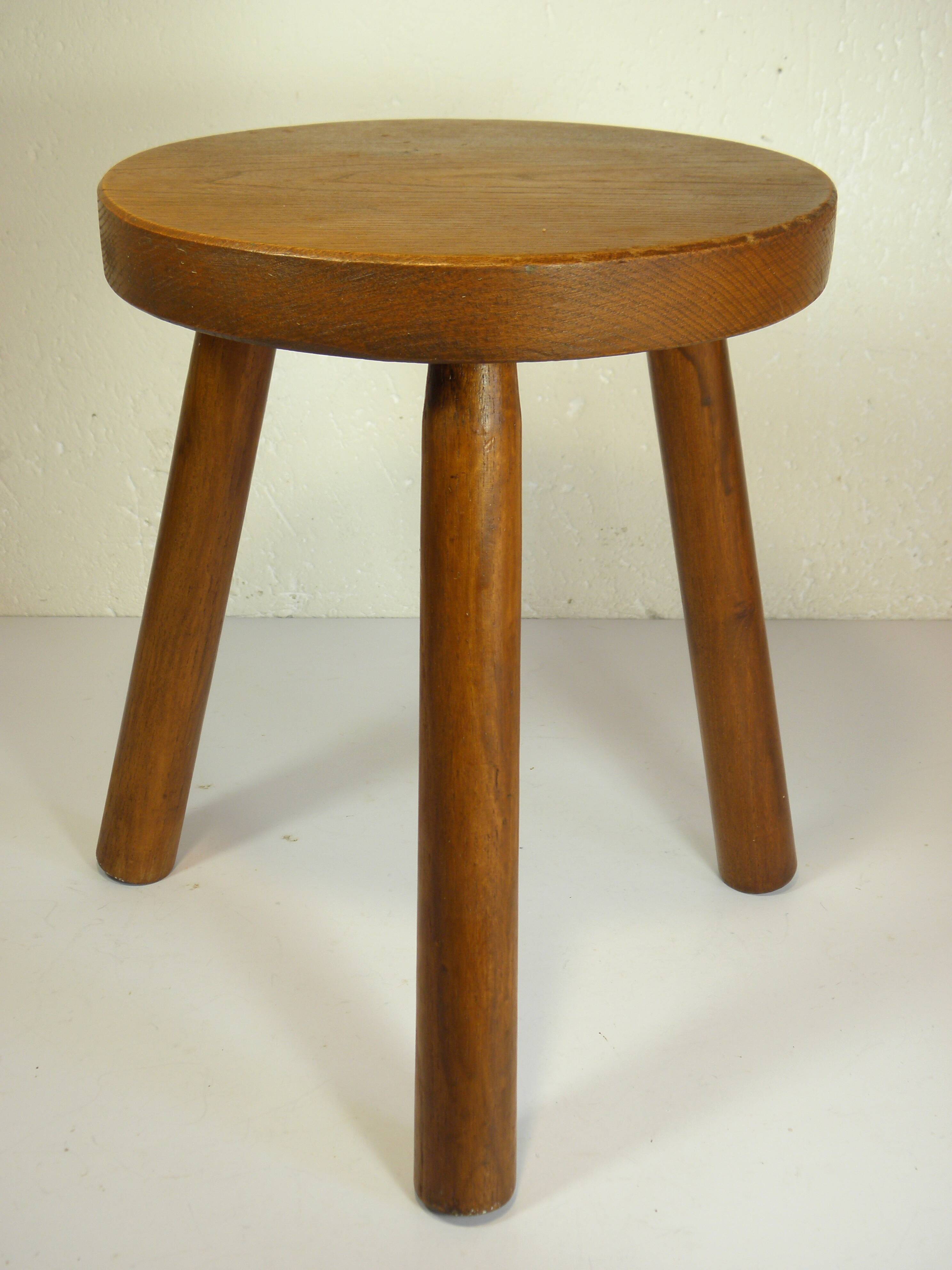 Stool, tripod saddle 32 cm