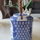 Théière japonaise en porcelaine fine, motifs Geishas, estampillé