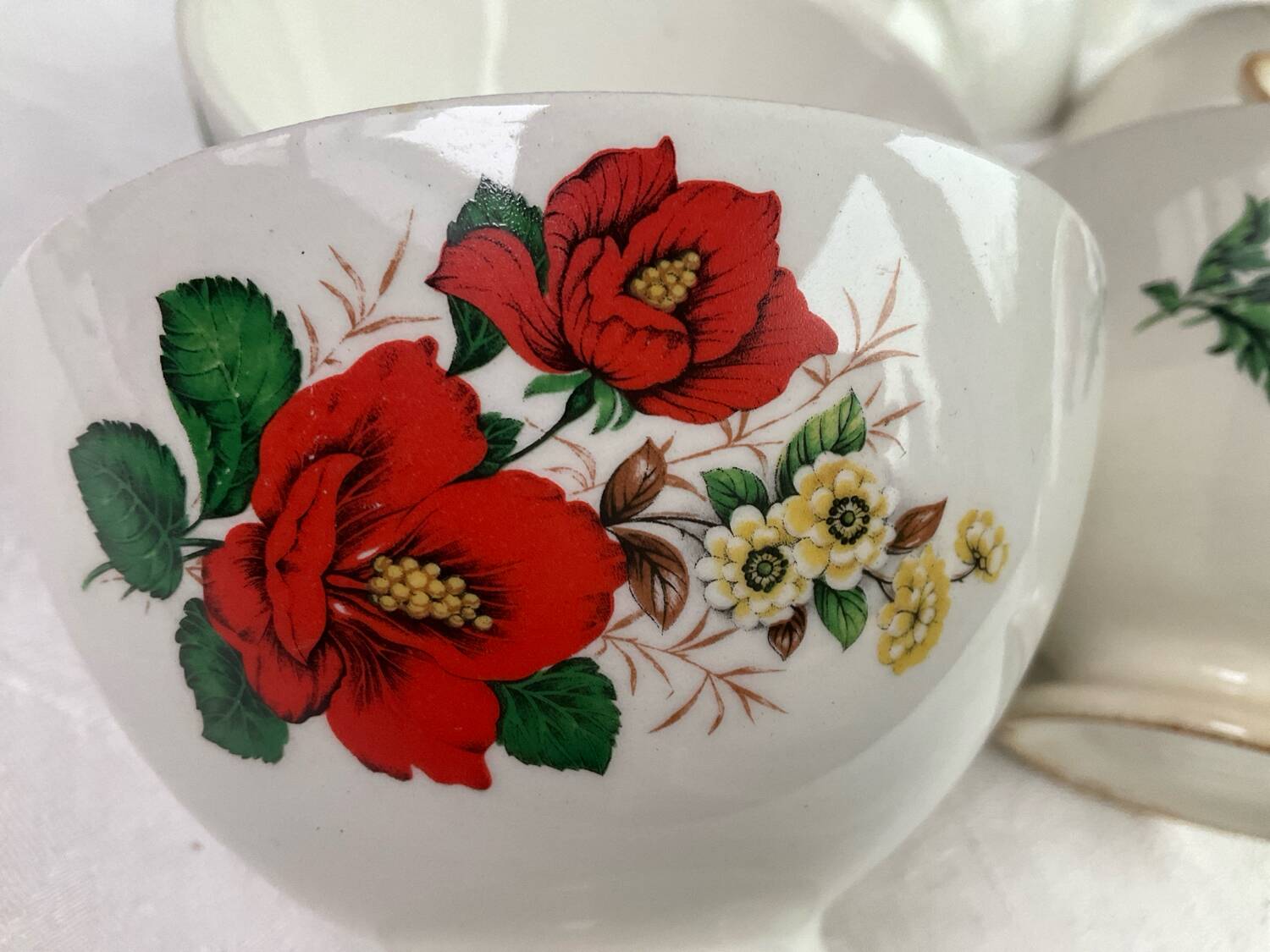 11 small Boch bowls (Belgium)