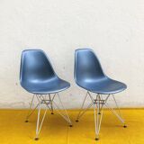 Paire de chaises Vitra DSR noir