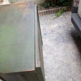 Vintage establishment