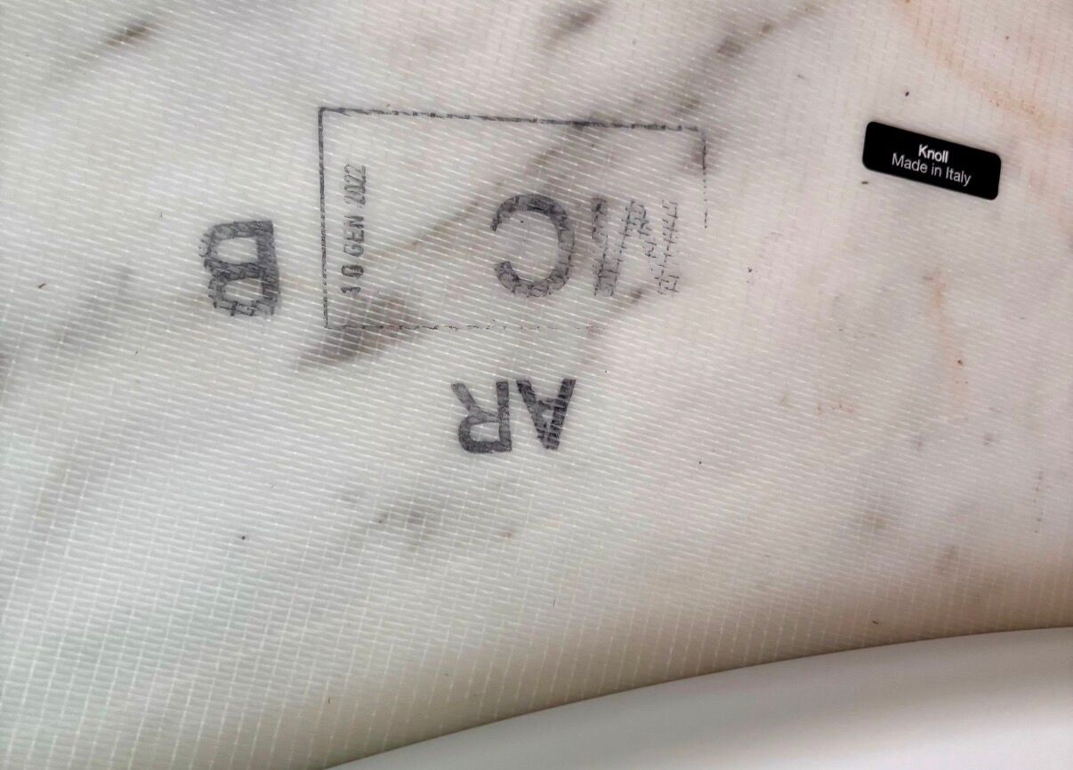 Oval table Eero Saarinen for Knoll