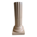 Pedestal column