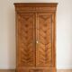 Armoire ancienne en noyer et placage papillon Ancien Bois
