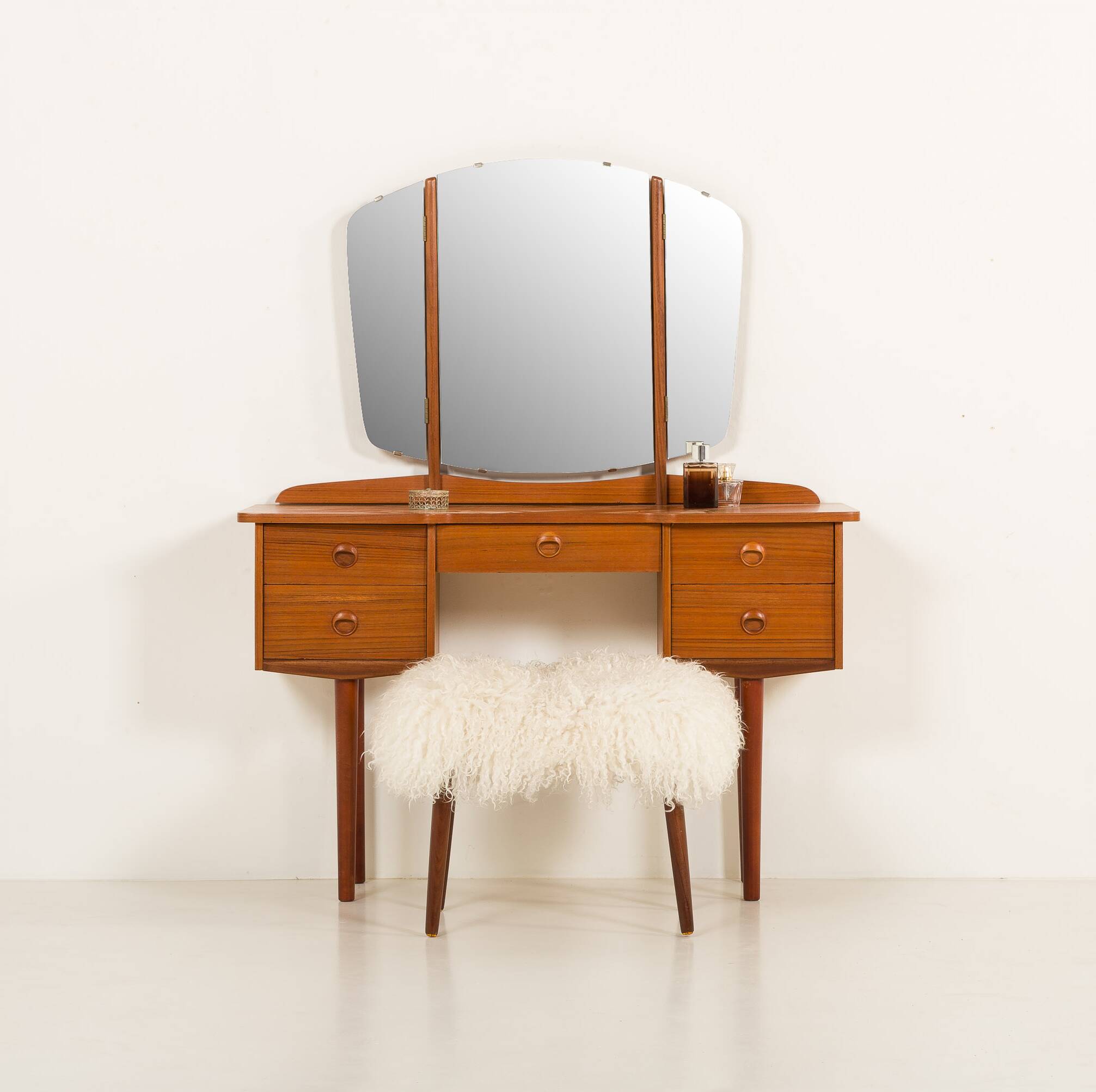 Scandinavian mid century dressing table in teak, Norway, 1970s