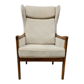 Vintage 1960 ear armchair