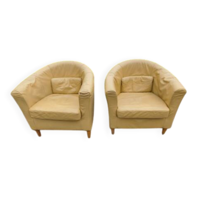 Paire de fauteuils simili cuir marron clair vintage
