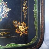 Large Napoleon III tray in black metal painted with floral decoration. 72x57 cm Good condition B795