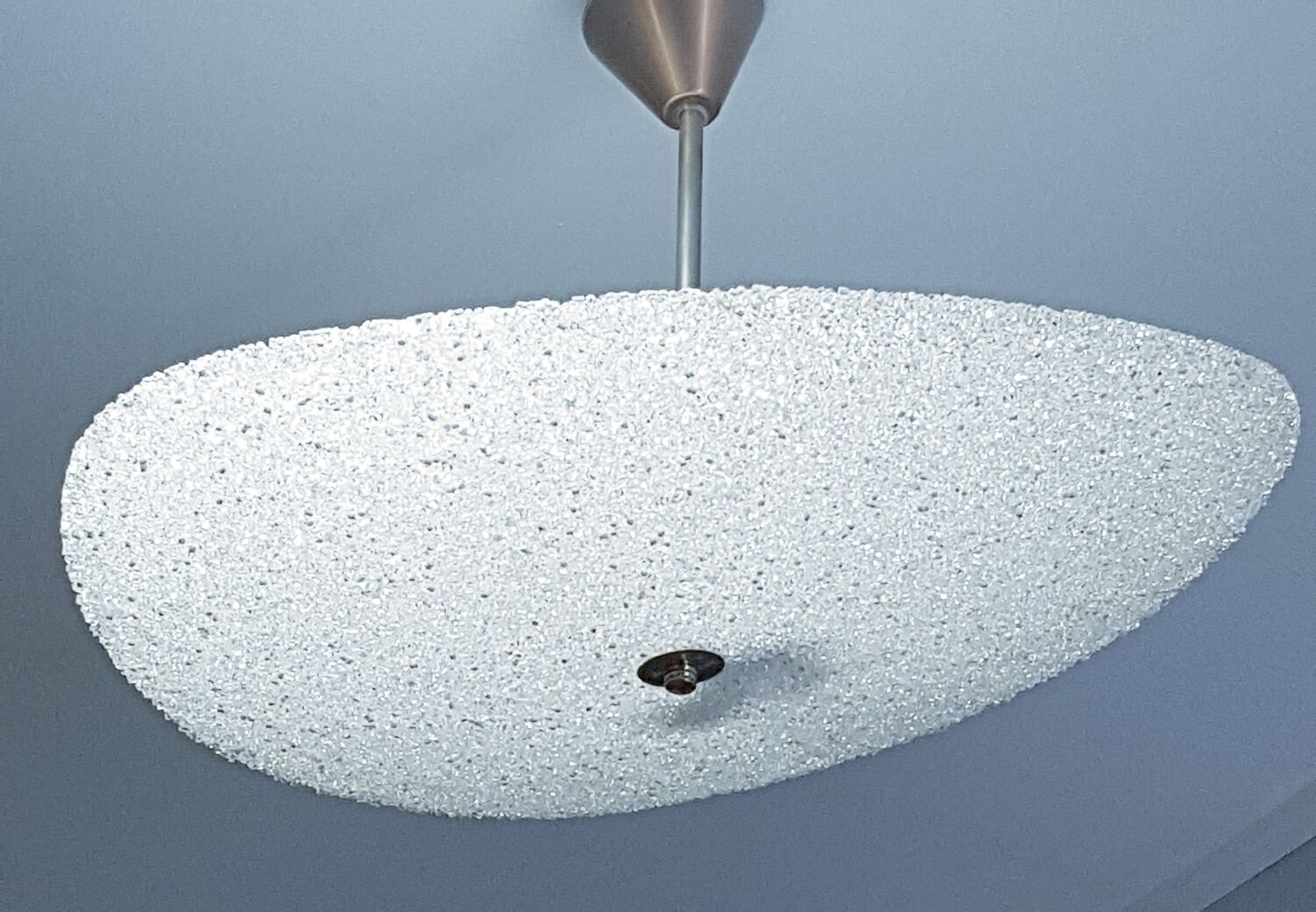 Suspension de maïs soufflé de l'ère spatiale