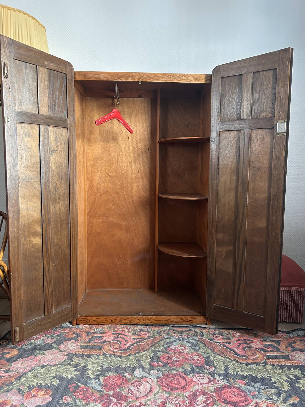 Small English oak wardrobe from the early 20th century with unusual proportions, a rarity.