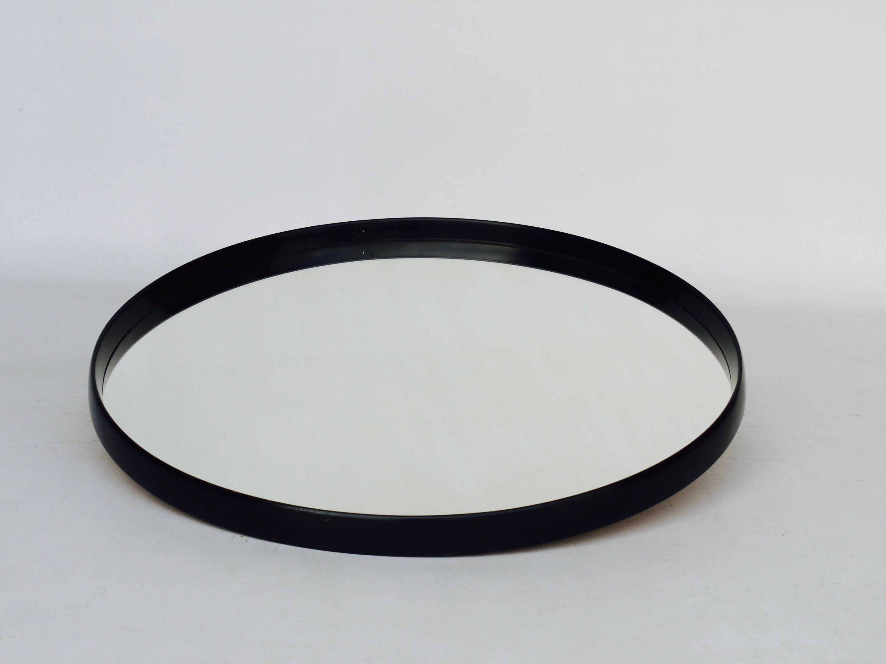 Miroir rond en bois hollandais vintage de O.W. Hack, années 1970