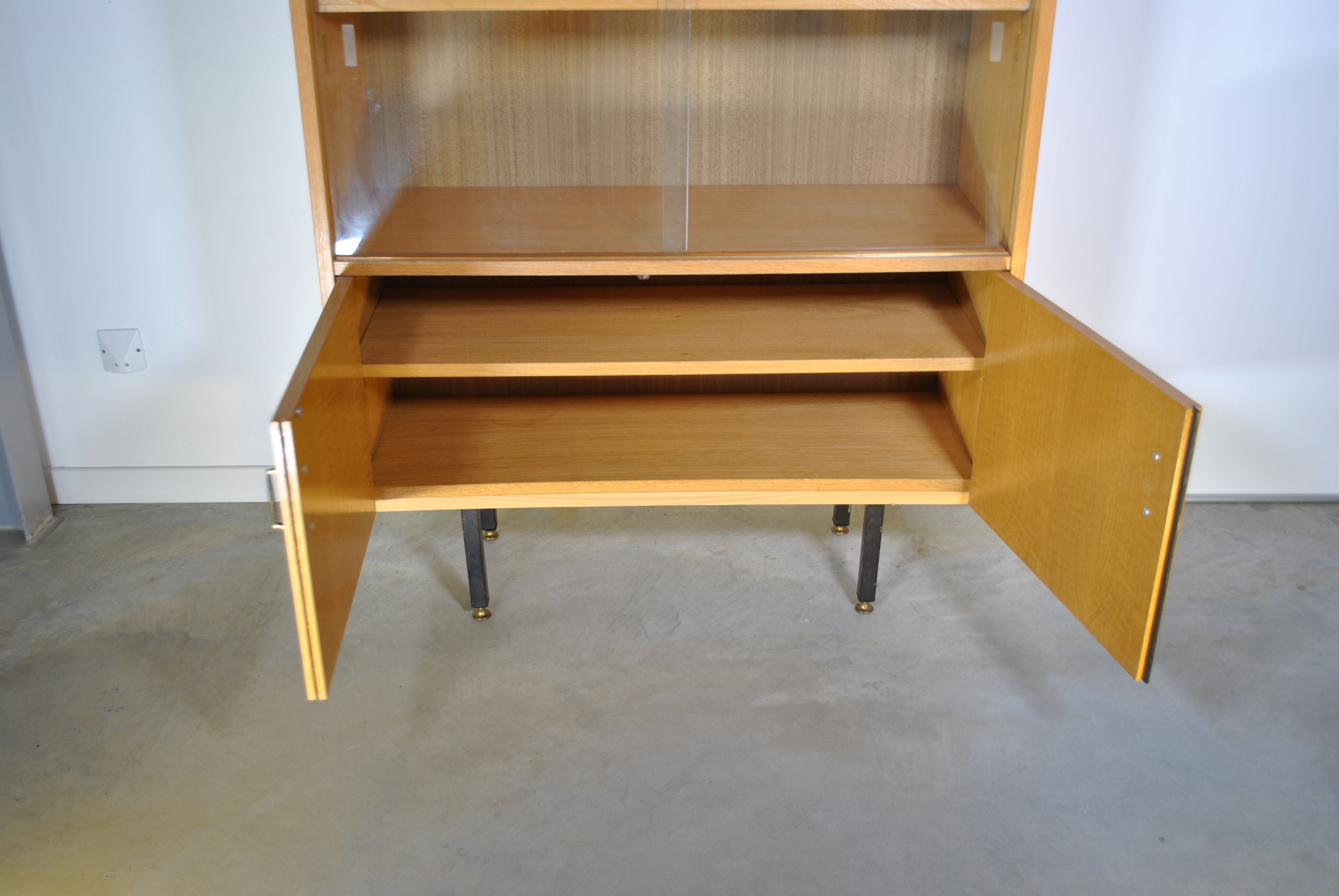 Vintage library 1970