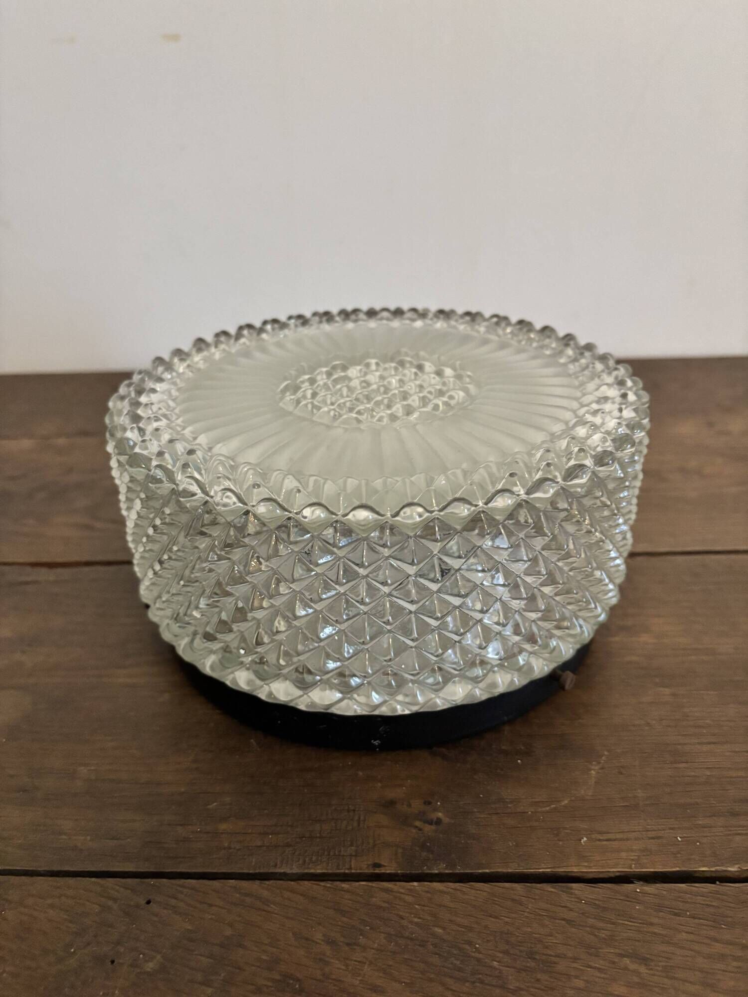Vintage glass ceiling light "diamond points"