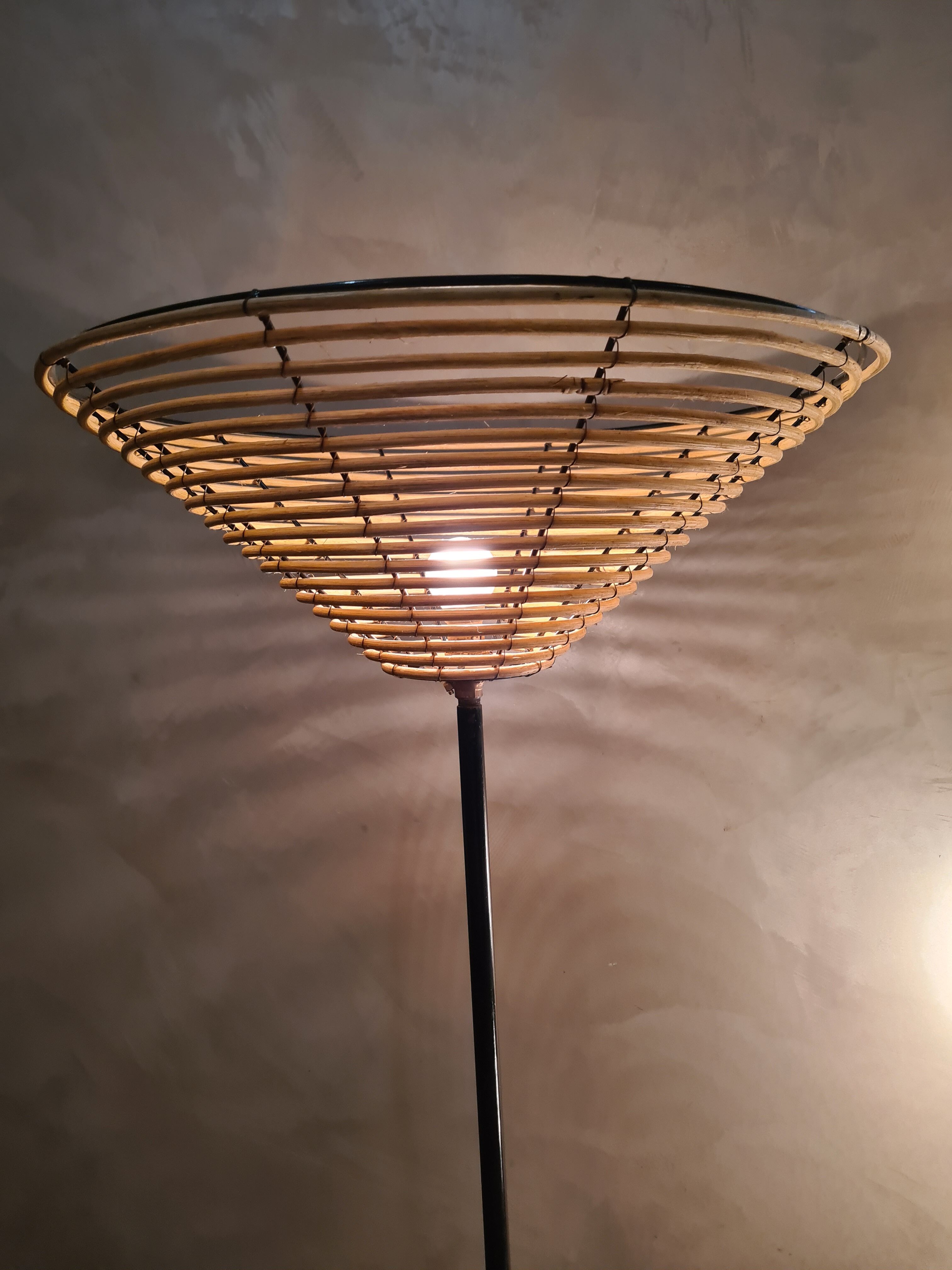 Floor lamp vintage tablet