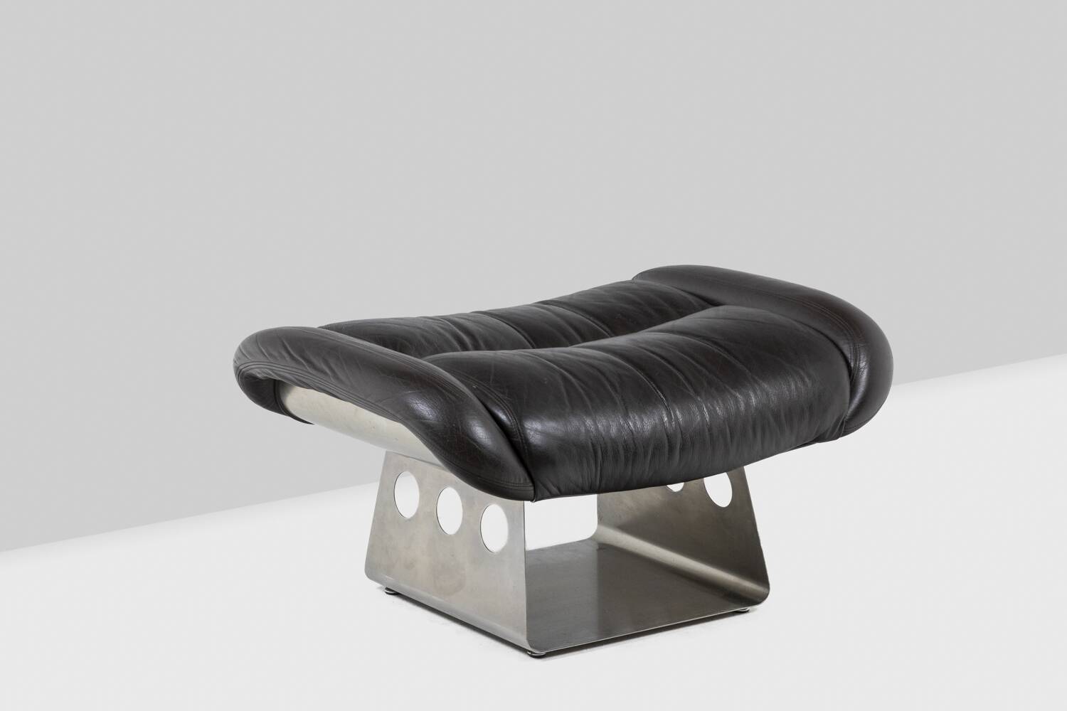 Metal and leather living room. 1970s