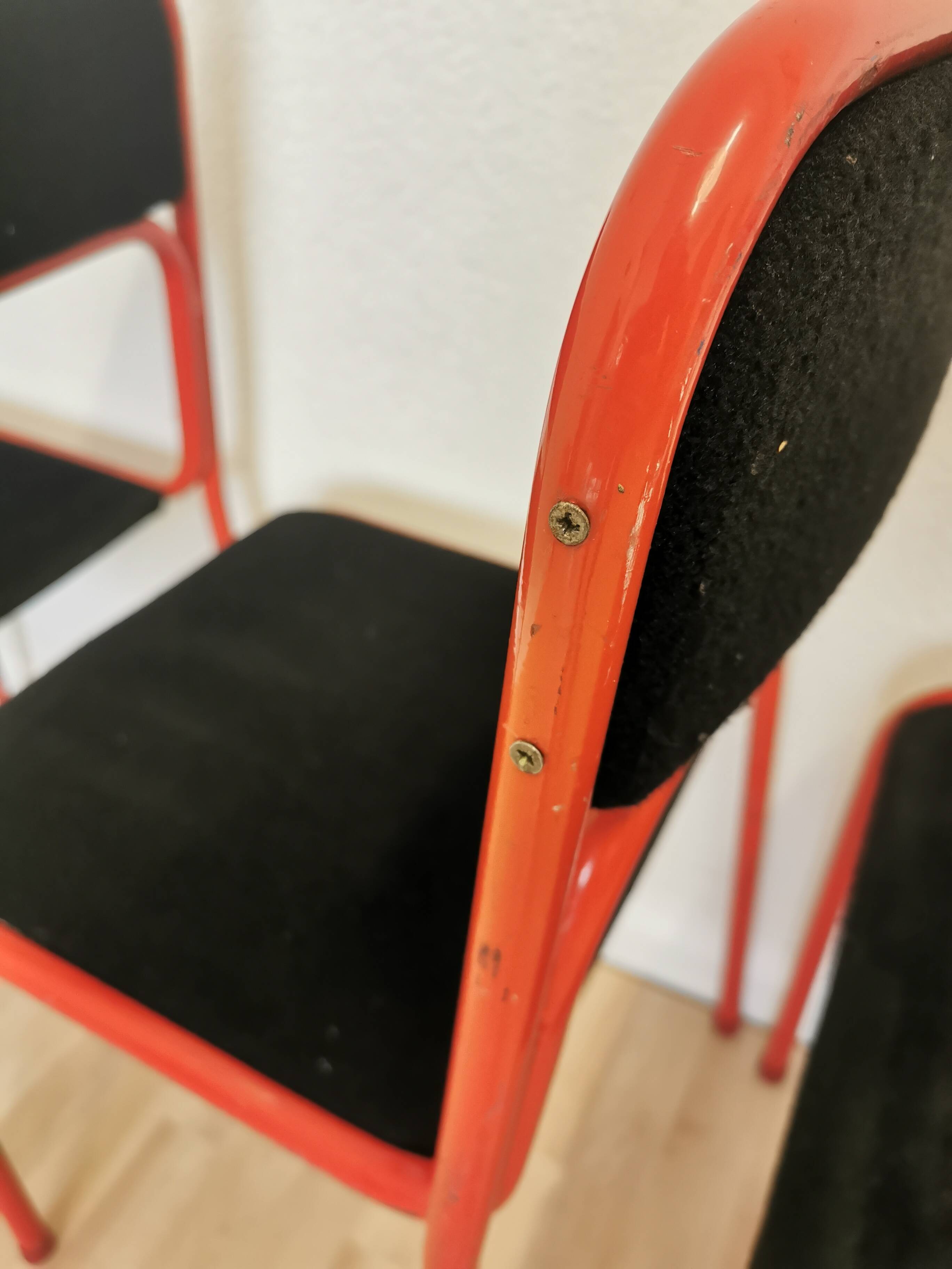 Set of 4 1970s Red & Black Metal Chair: Space Age Stackable Dining Chair