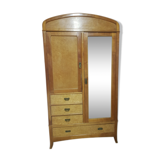 Armoire parisienne vintage