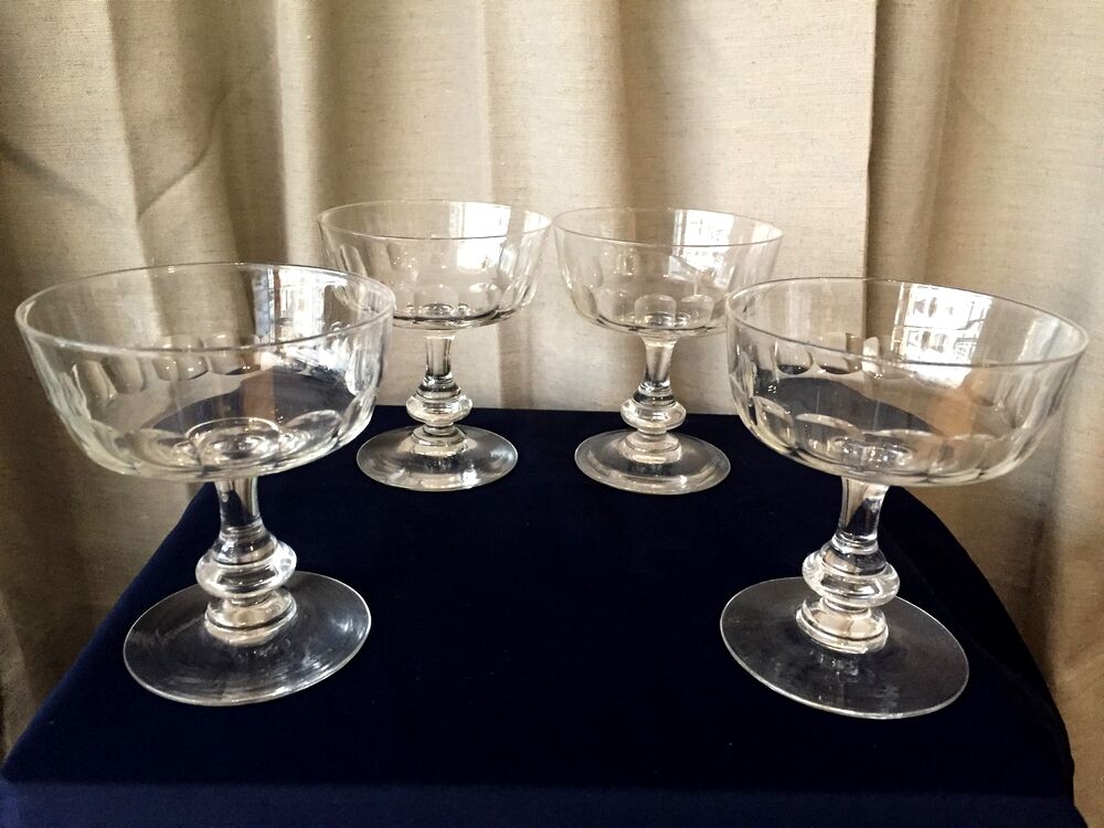 Suite of 4 crystal champagne glasses from the 1930s 1940s